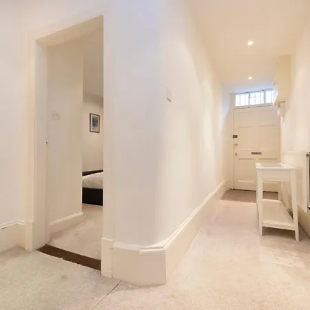 Altido Astonishing And Airy 1br Apt Right In The Centre Edinburgh