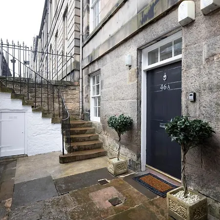 Altido Astonishing And Airy 1br Apt Right In The Centre Appartement Edinburgh