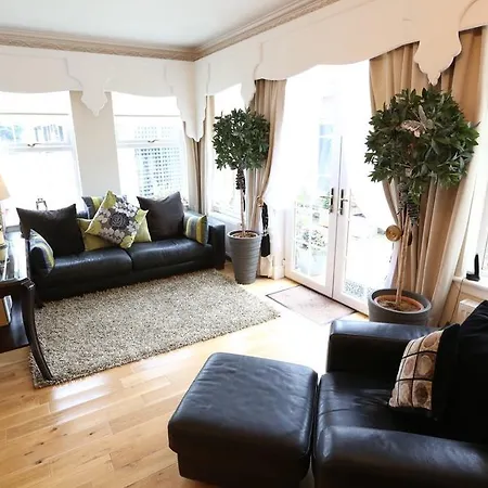 Aaran Vendégház 4*