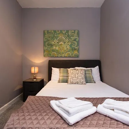 Historic 4 Bedroom Apartment In Dean Village Apartment Edinburgh
