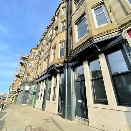 Chic, Newly Reno'd 1 Bed Open Plan, Nr The Meadows * Edinburg
