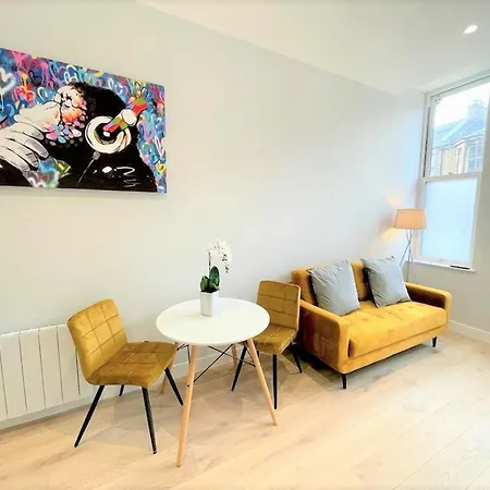 Lägenhet Chic, Newly Reno'd 1 Bed Open Plan, Nr The Meadows Edinburg