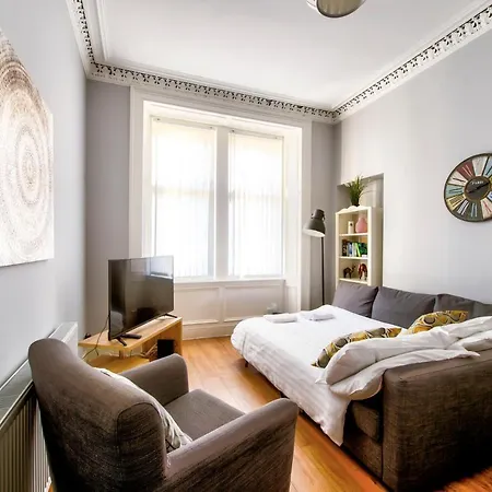 Sleeps 6 Free Parking * Эдинбург