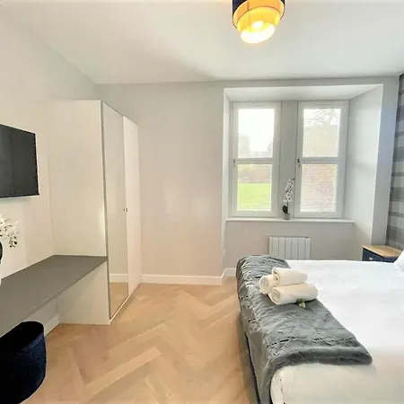 Luxury Reno'd 1 Bed Nr Bruntsfield & The Meadows * Edimburgo