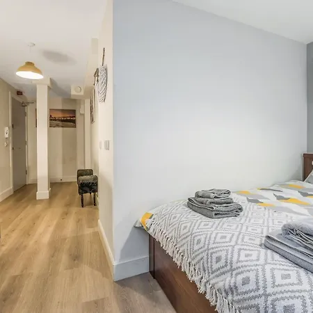 Relaxing & Cozy Studio - Oasis In The Heart Of - Sleeps Up To 3 Guests Apartmán *