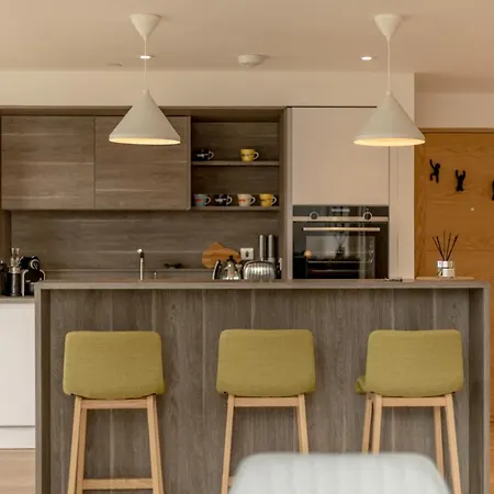 Designer Urban Apartment With City Terrace