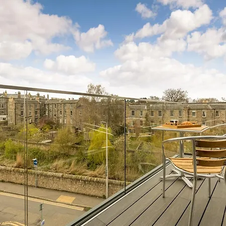 Designer Urban Apartment With City Terrace Appartamento Edimburgo