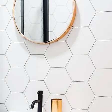 The Plywood Flat, Modern Style In A Traditional Tenement Edimburgo