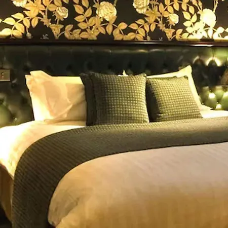 Le Monde 4* Edynburg