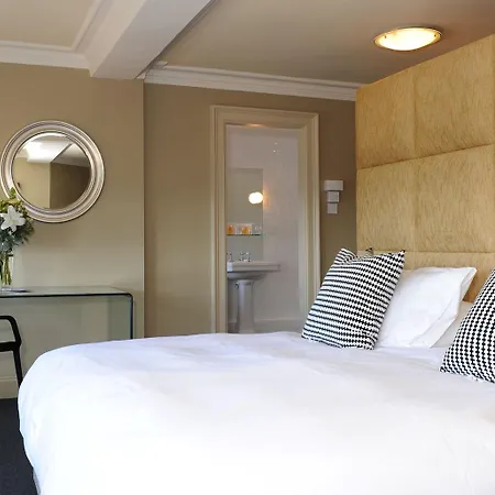 B+B Edinburgh 4* Эдинбург