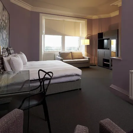 B+B Edinburgh Отель