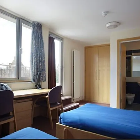 Summer At The Of Apartment Edinburgh