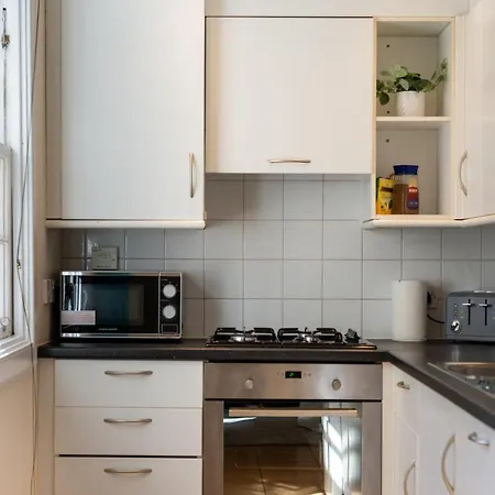 Lovely 3 Bed In