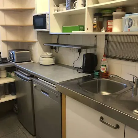 The Inverleith Nyaraló *