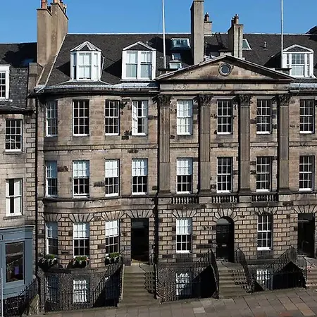 Townhouse 3*