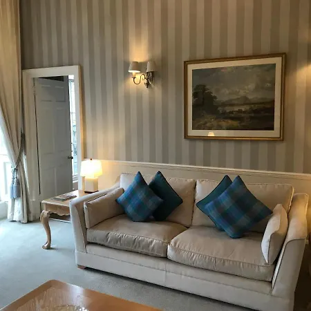 Escape To @ Albyn Place Эдинбург