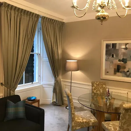 Apartment Escape To @ Abercromby Place