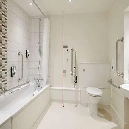 Premier A1 - Newcraighall 3*