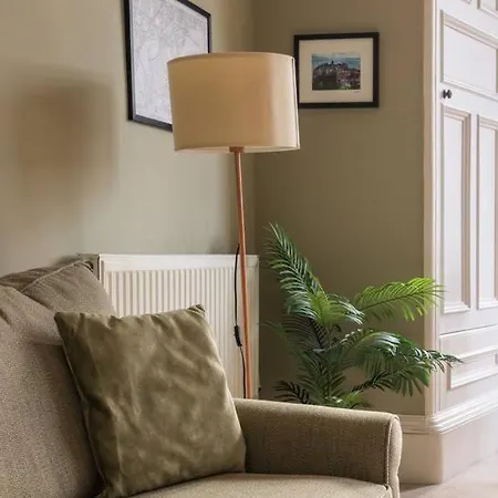 Stunning 3 Bedroom Flat In Bruntsfield Daire