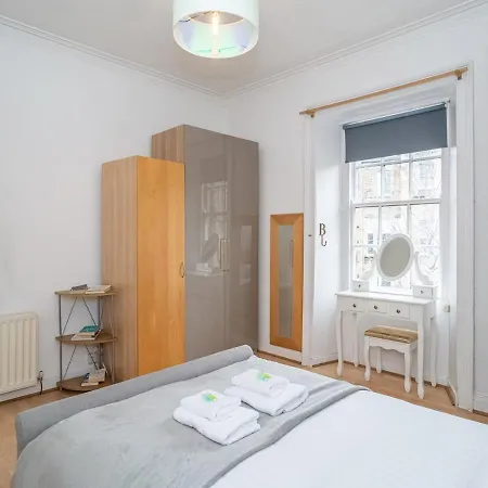 Pass The Keys Renovated 4 Bed With Private Garden And Car Park * Édimbourg
