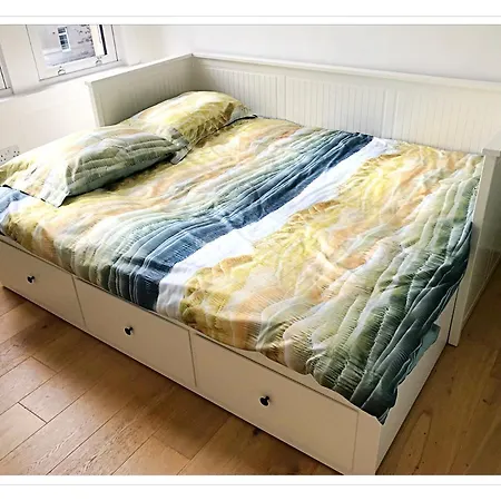 Spacious And Modern 2 Bedroom Flat Near The Centre Edynburg