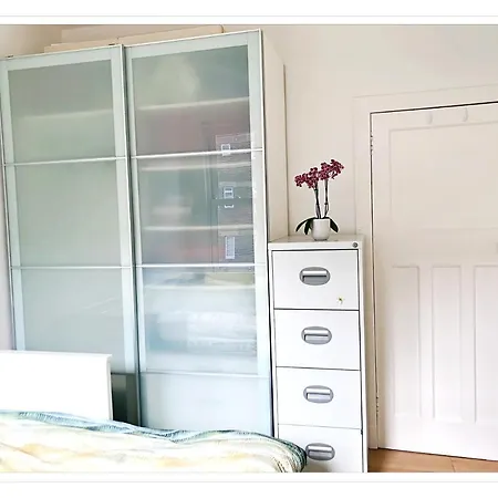 Spacious And Modern 2 Bedroom Flat Near The Centre Appartement Édimbourg