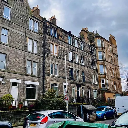 New Superb 2bd Flat In Holyrood 爱丁堡