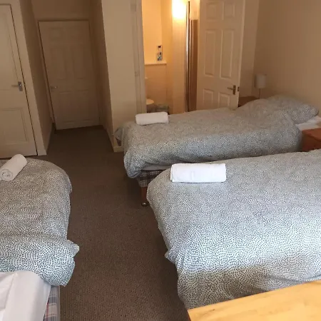 Modern With Free Parking And Private Garden * Edimburgo