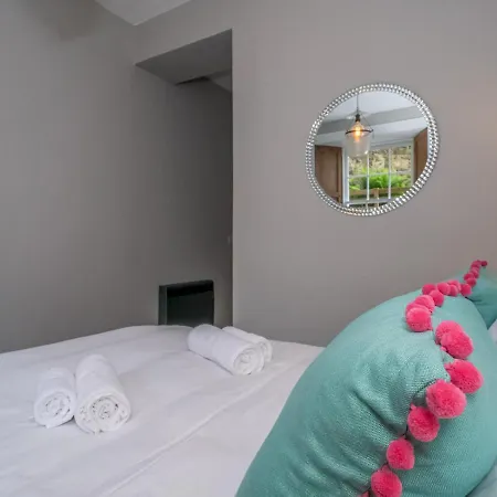 Dom wakacyjny Superb 3beds House In Chic Area Of The Centre - Pass The Keys