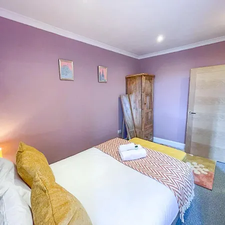 شقة Lively & Energetic 2br On The Royal Mile