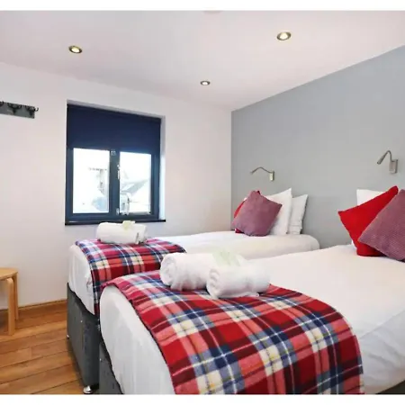 Altido Cosy 2-bed Apt In The Old Town With Mezzanine *