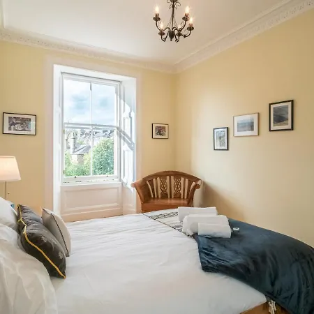 Apartment Pass The Keys Spacious 2beds Flat With Amazing Views Near The Meadows Edinburgh