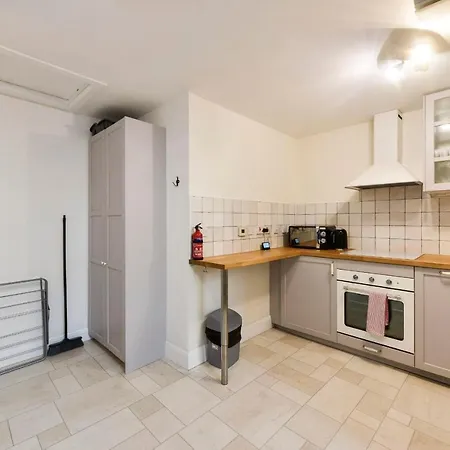 Guestready - Remarkable 2-Bedroom Apartment In Holyrood Park Edinburgh