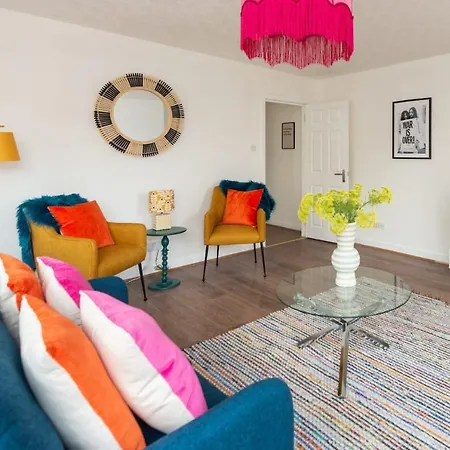 Ground Floor 2 Bed Flat Slateford * Edimburgo