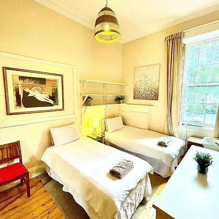 Central - Large Groups *