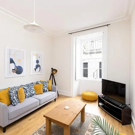 Joivy Chic Near Stockbridge Market *