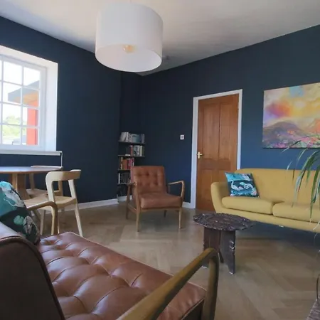 Mid-mile Apartman *