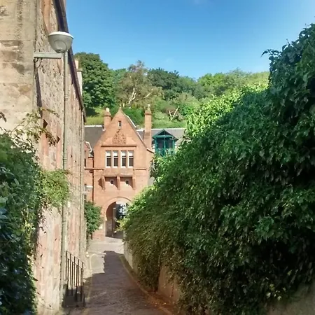 2 Bedroom Flat With Spectacular Views