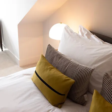 Joivy Luxury Flat Near Castle Lägenhet