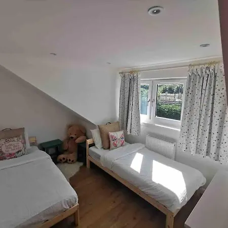 Tatil Evi 3 Bedroom Well Connected Family Free Parking