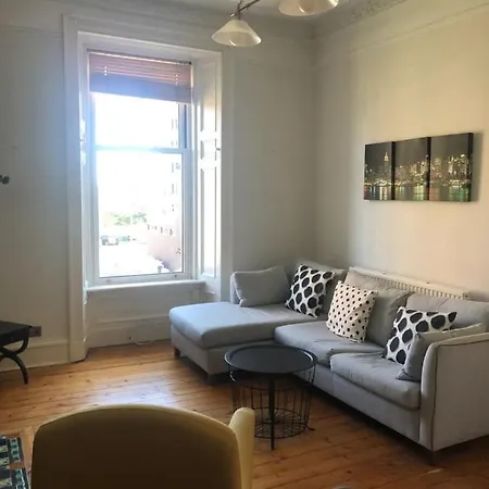 Stylish 1 Bedroom Near Leith شقة إدنبرة