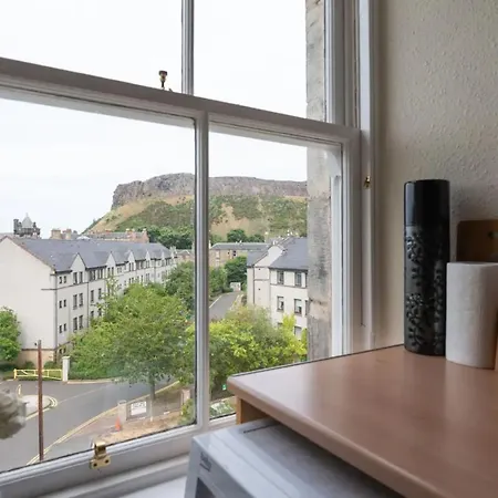 Cosy 2 Bedroom In Old Town Lejlighed