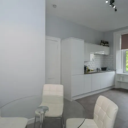Pass The Keys Renovated And Spacious 2beds Flat In Quiet Area Edinburgh