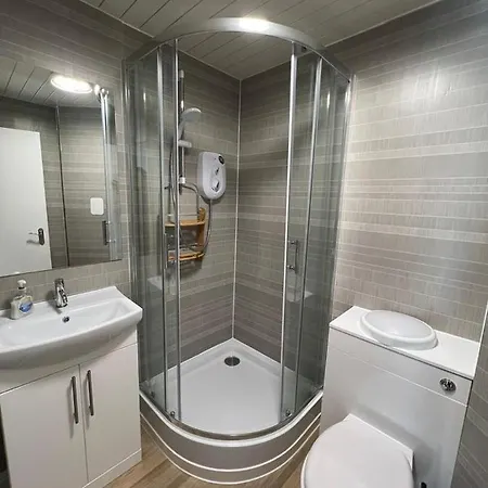 Holyrood Duplex 3- Bedrooms 爱丁堡
