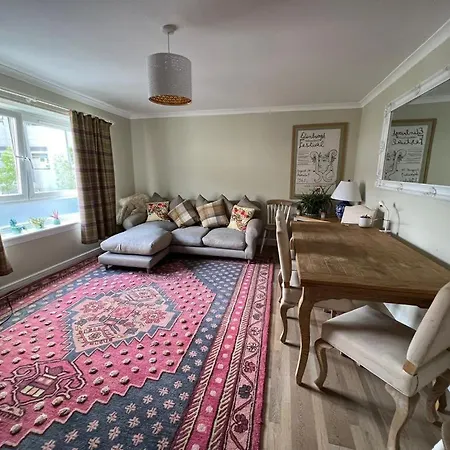 Holyrood Duplex 3- Bedrooms *
