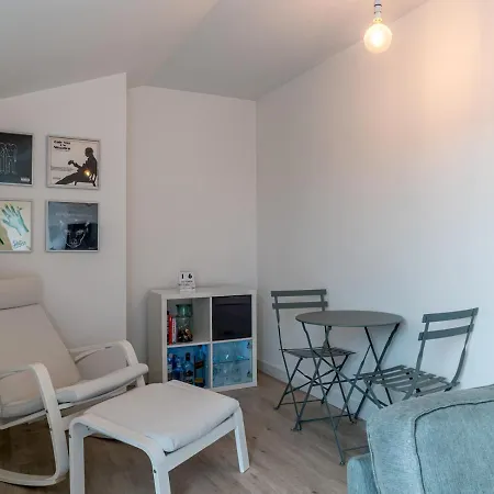 Pass The Keys Beautiful 2-Bd Penthouse With Amazing Views Daire