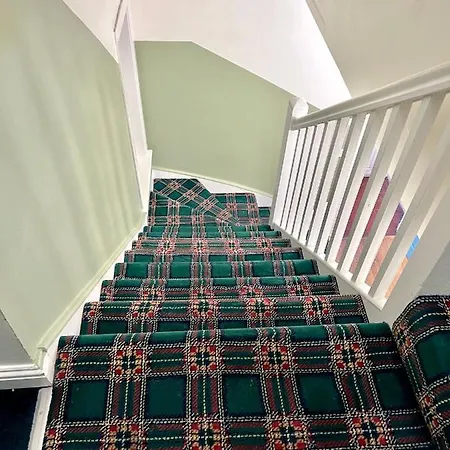 Roost Hill - Free Parking Zone 3* Edimburgo