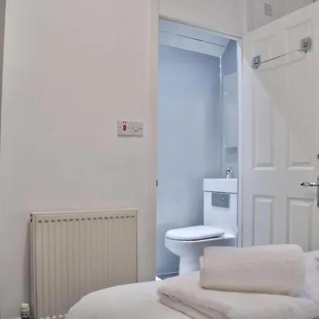 Penzion Roost Hill - Free Parking Zone 3*