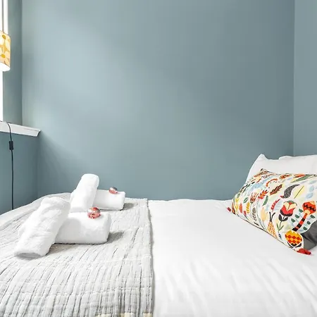 Cozy With Character Lovely Apartment *