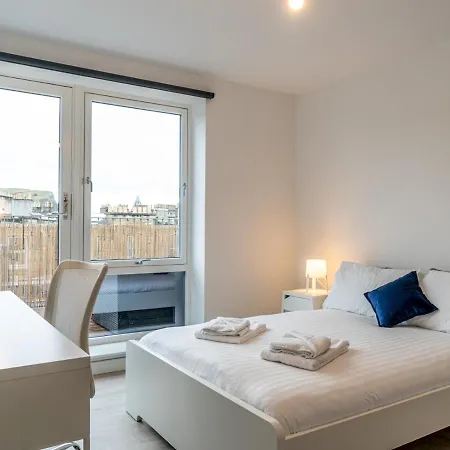 Daire Pass The Keys Beautiful 2-Bd Penthouse With Amazing Views Edinburgh